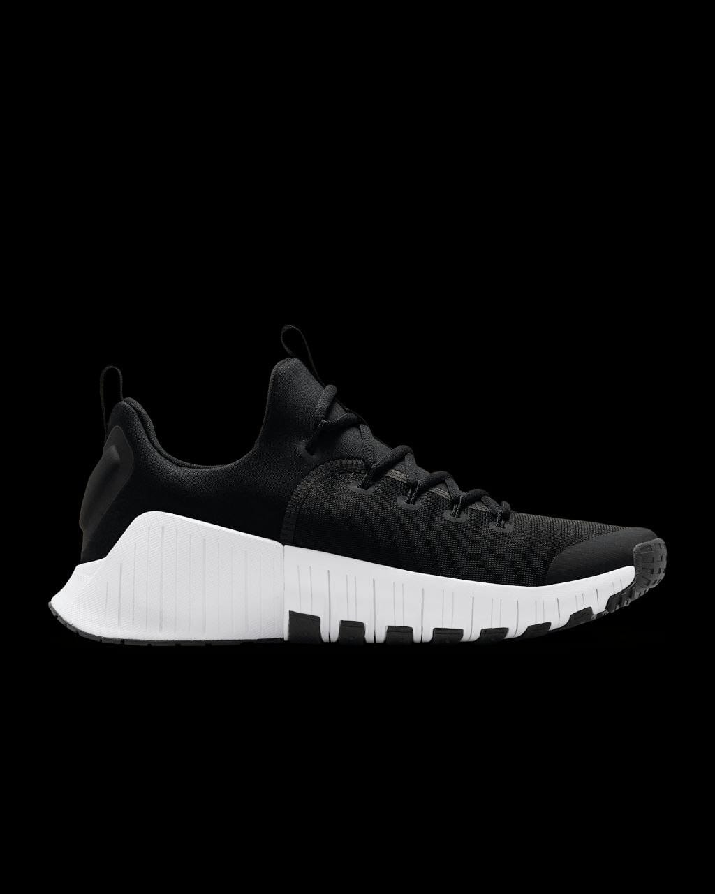 nike free black on black